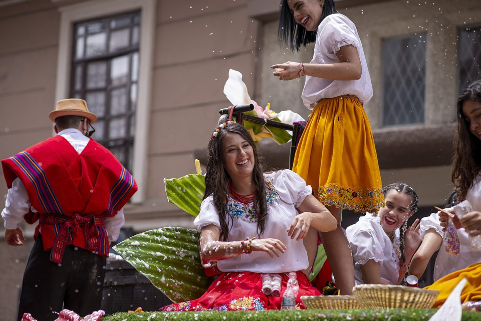 7 רעיונות יוצאי דופן למפגשי חורף שלא דורשים ממך להוציא כסף
